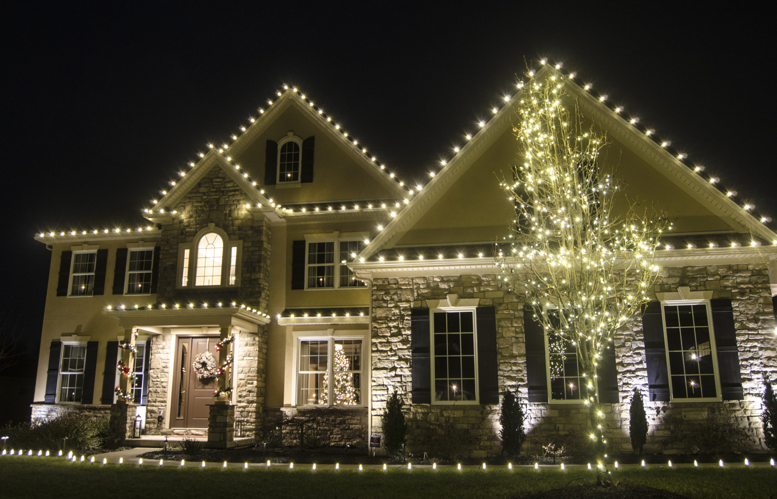 Residential | Christmas Decor of Harrisburg